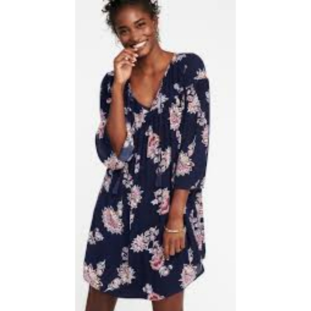 Old Navy Boho Split neck Swing Floral dress Navy Size S